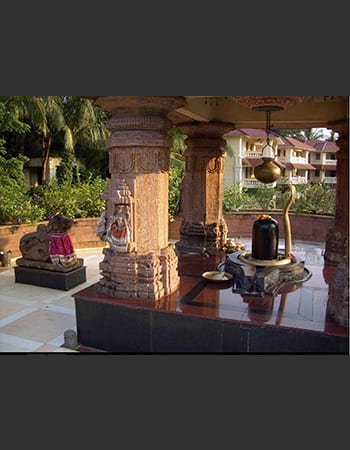 Hotel interior stone artwork combining modern aesthetics with traditional Odia craftsmanship